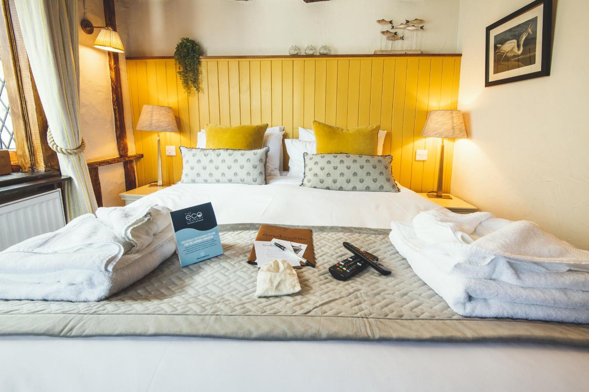Bayards Cove Inn Dartmouth Extérieur photo